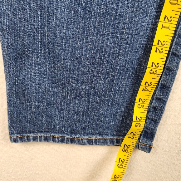 Kim Rogers Petite Women's Size 12P Blue Denim Straight Leg Jeans - Picture 6 of 7